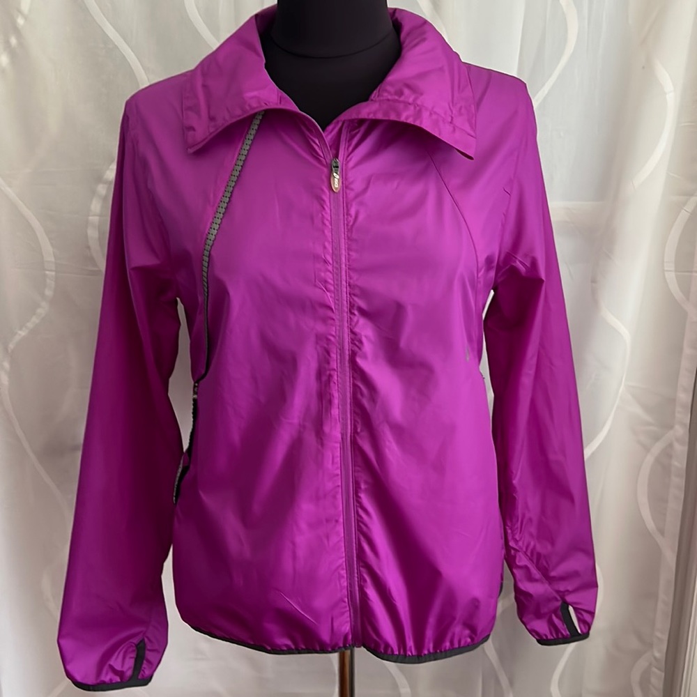 Asics Fushia Windbreaker,  Size Medium